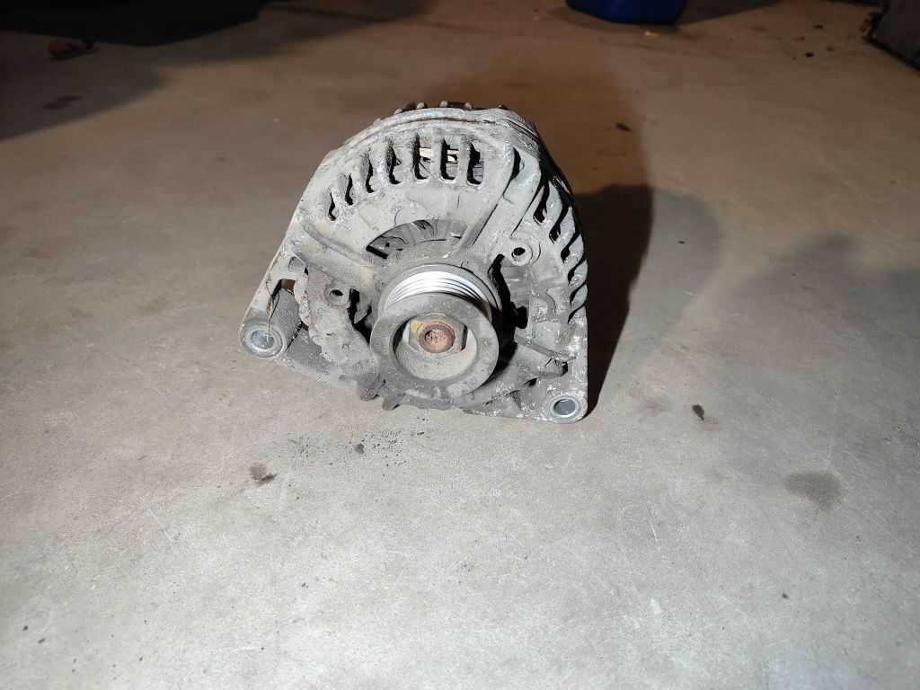 Vectra C Saab 2.0DTI 2.2 tid Alternator firmy Bosch 140A 13.108.596 YK