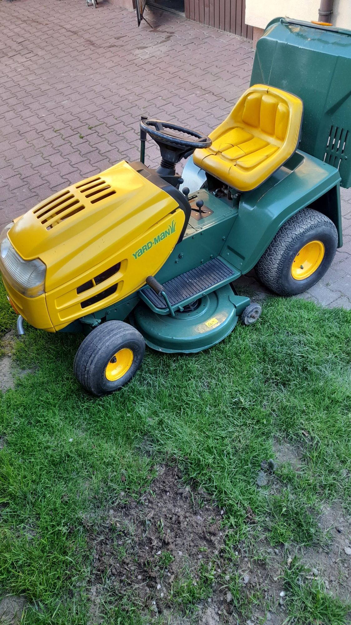 Traktorek kosiarka 15,5HP Yard Man idealny