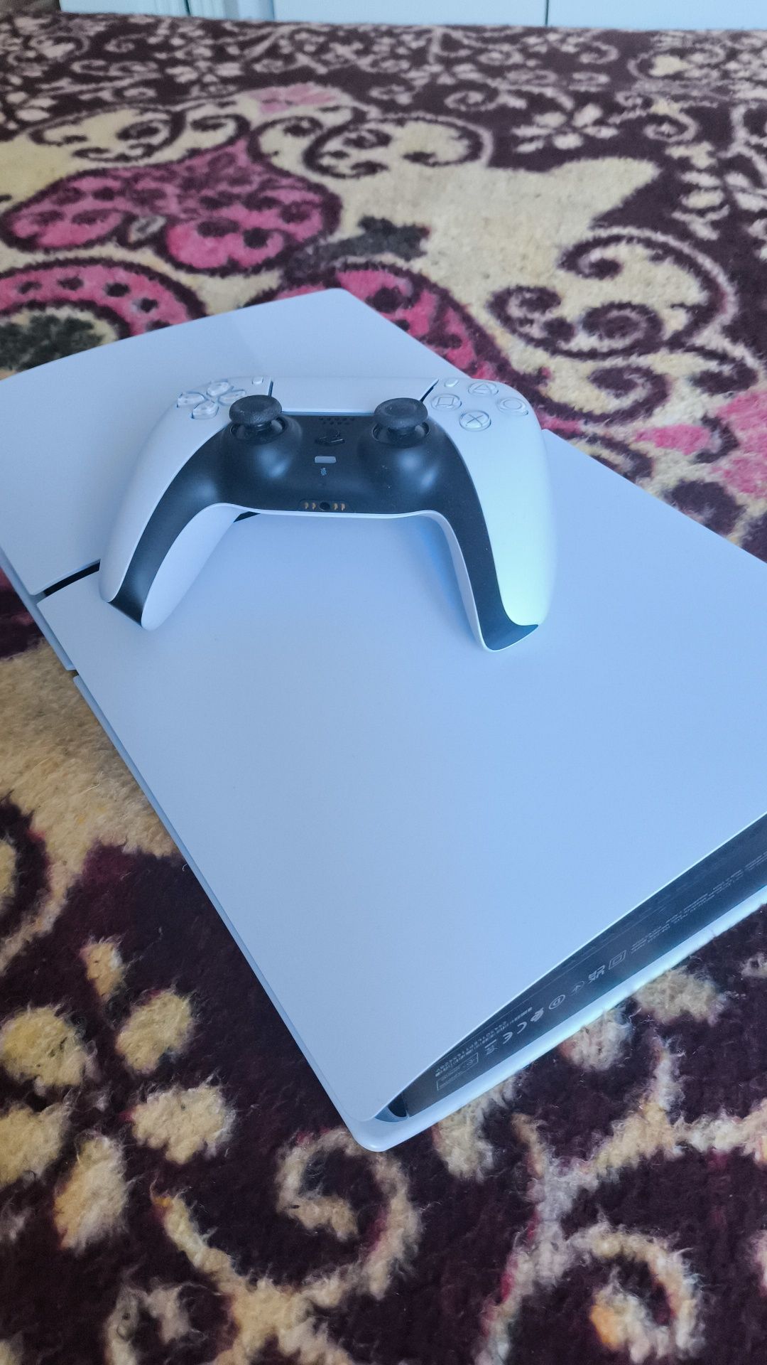 PS5 Slim 1T semi novo