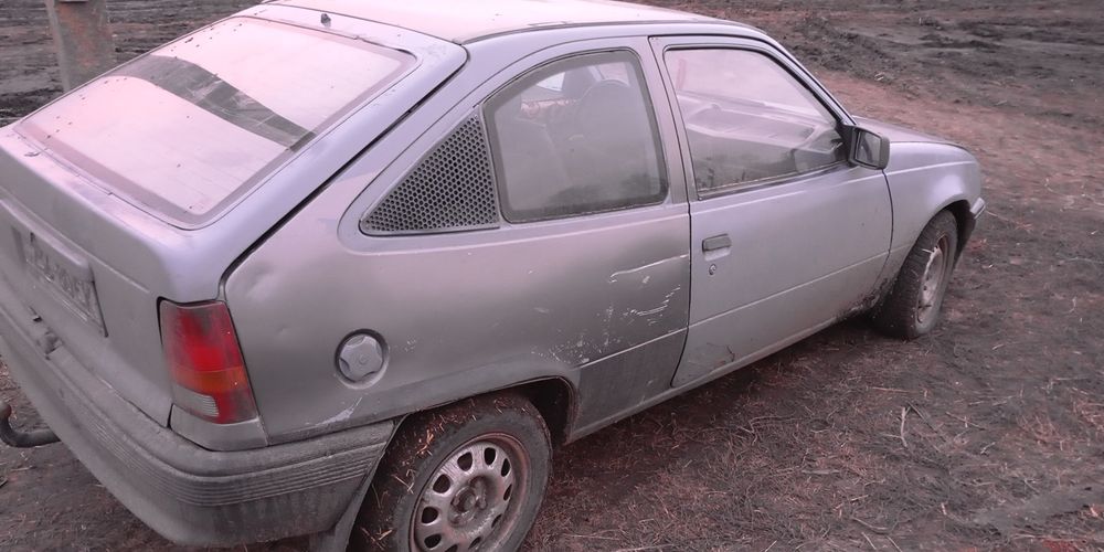 Опель кадет. 1.3 бензин по техпаспорту