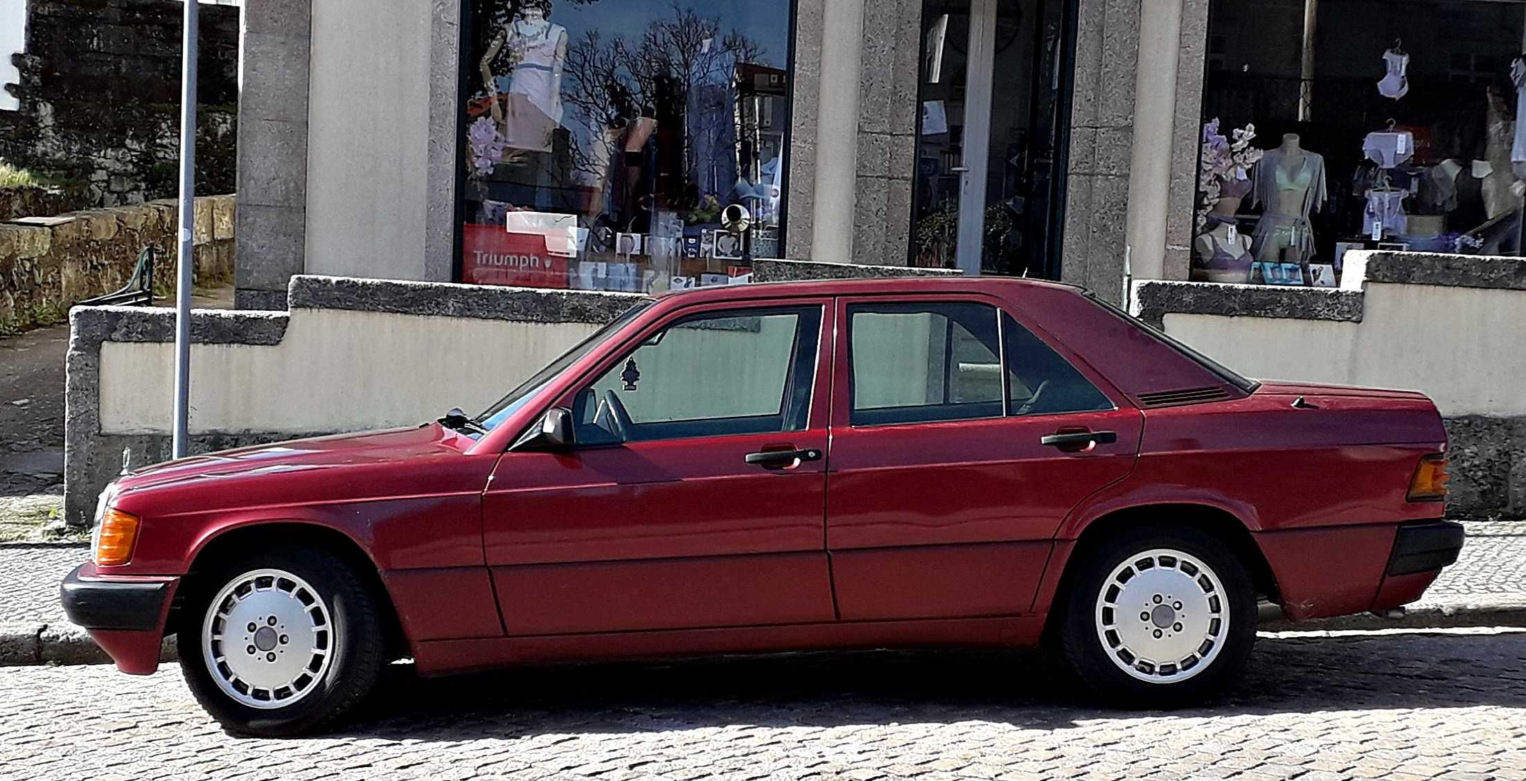 Mercedes-Benz 190 E 1.8