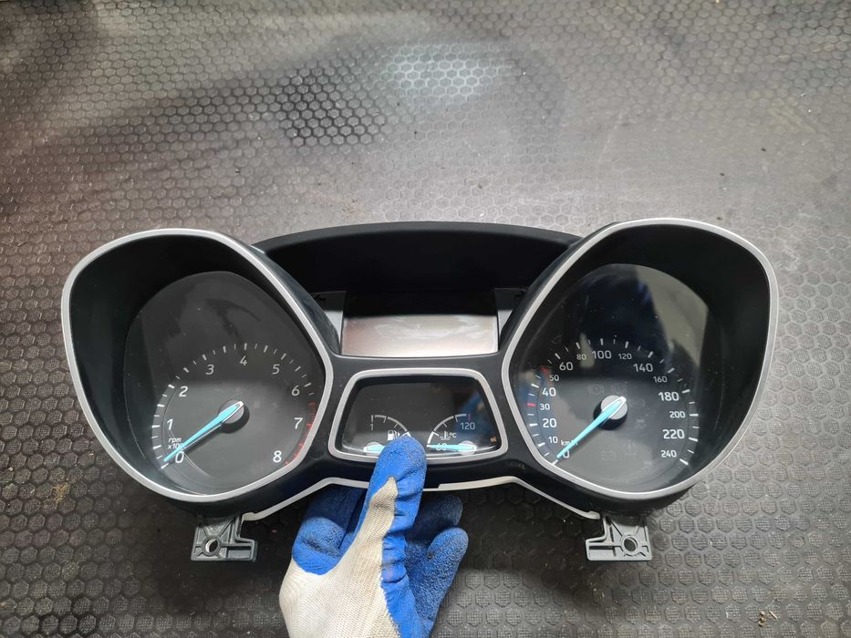 Ford Kuga MK2 lift 1.5 ecoboost 19r licznik zegary 20-30 tys przebiegu