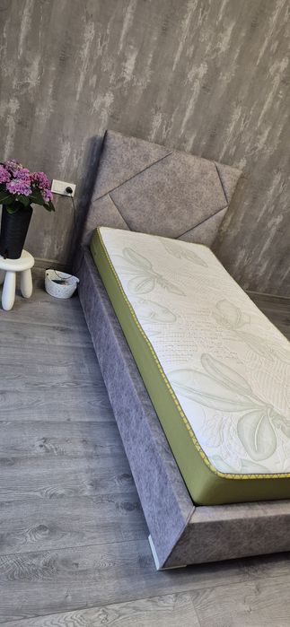 Ліжко з підйомним механізмом, односпальне , в наявності 2шт.