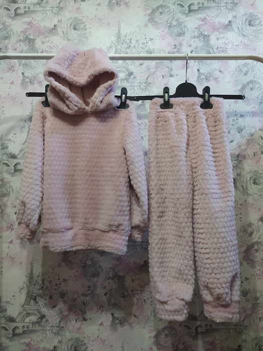 Нова плюшева дитяча піжама 116  рожева худі штани