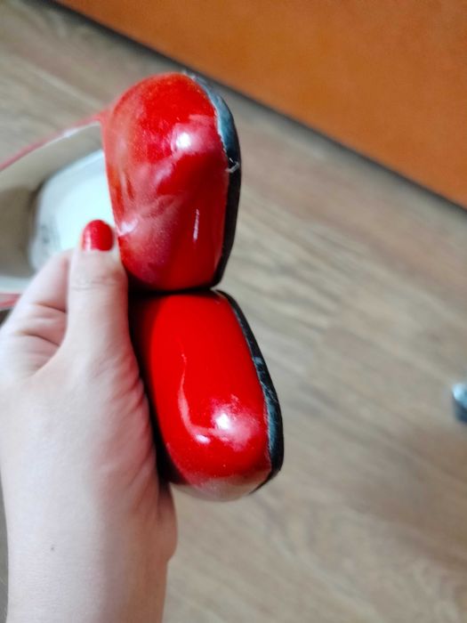 Szpilki ze skóry r. 37