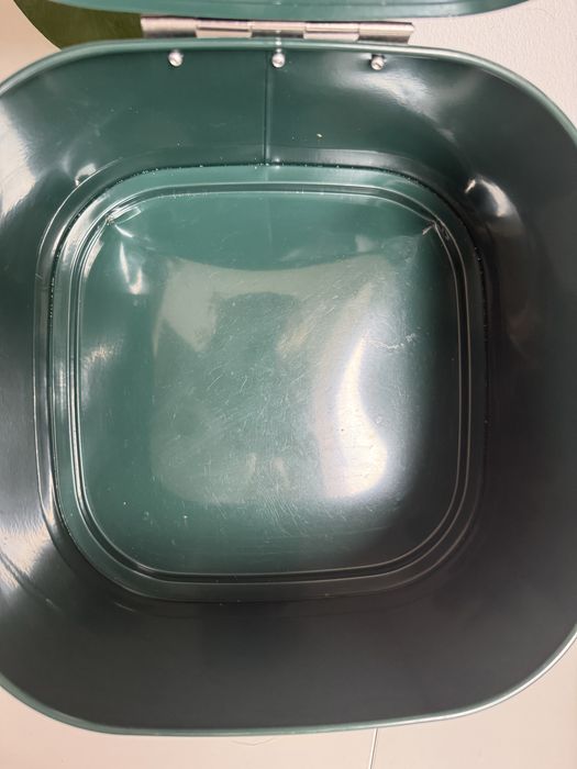 Chlebak Dartington home & you zielony homla pojemnik chleb zloty