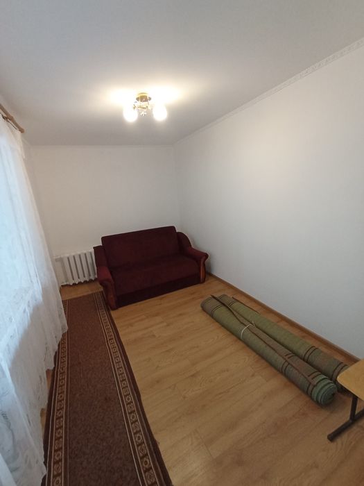 Продам 3 комнатную квартиру в центре