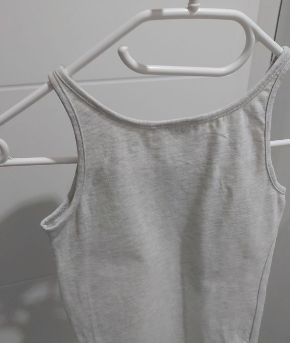 Bluzka na ramiączkach 146/152 cm.