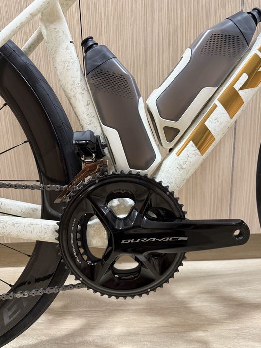 Trek Madone SLR 9 Gen 8 2025