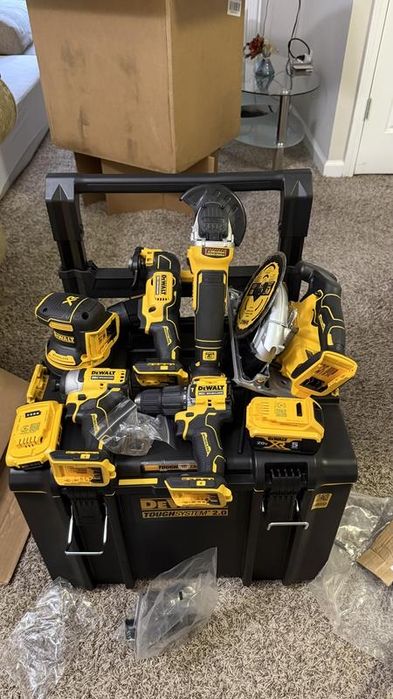 DeWalt набір акумуляторних електроінструментів