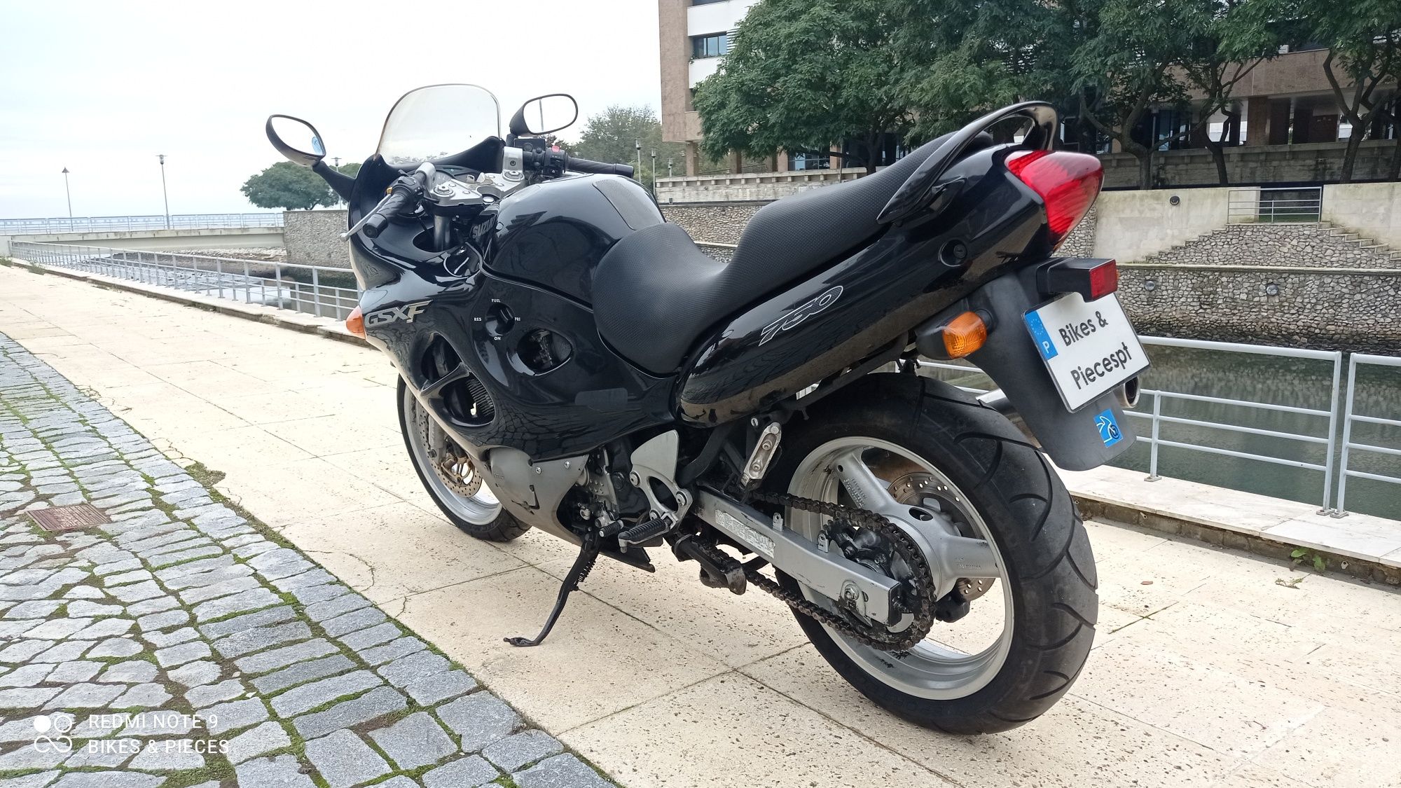 Suzuki gsxf 750 ORIGINAL