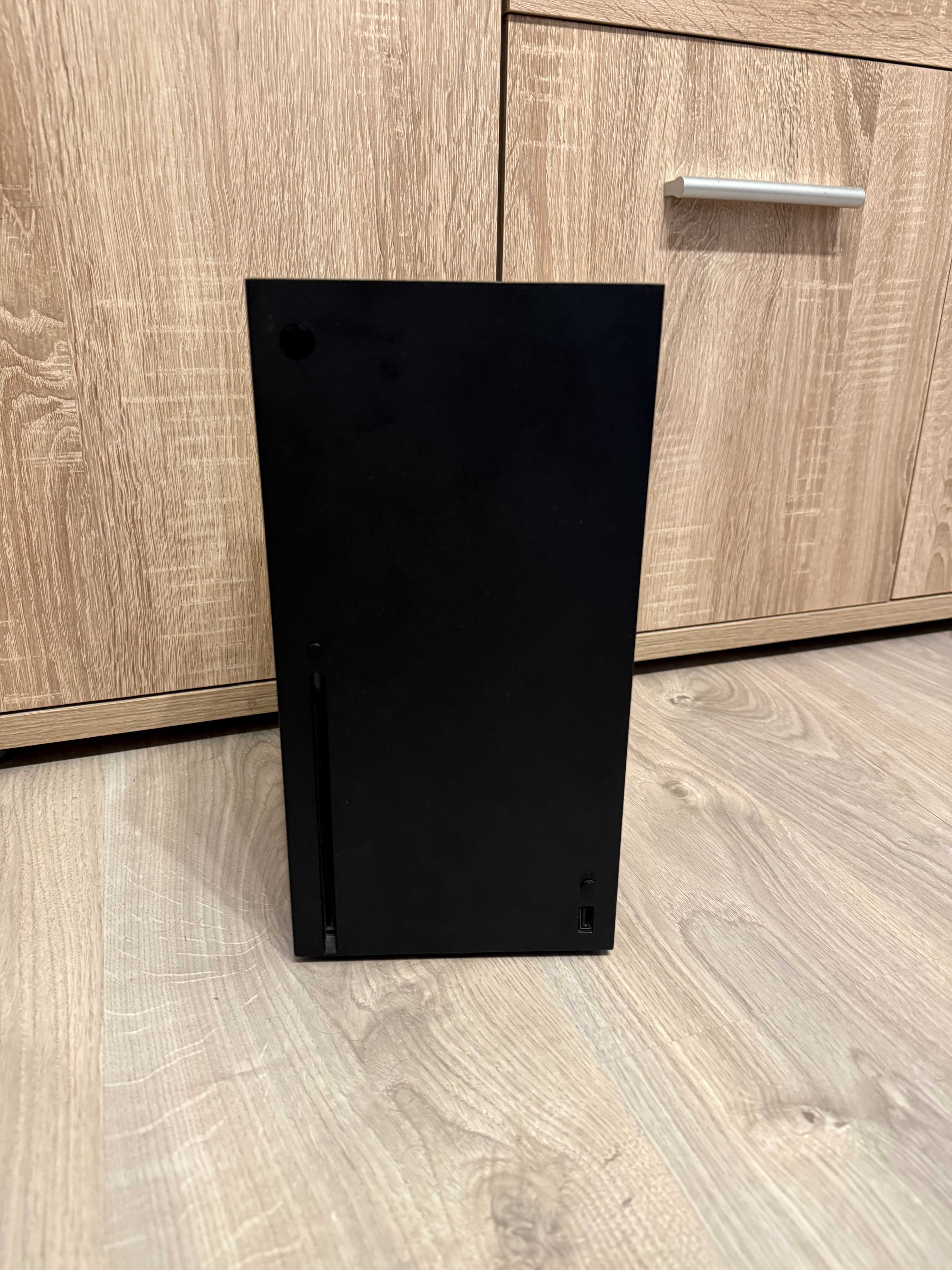 Xbox Series X + Cyberpunk 2077