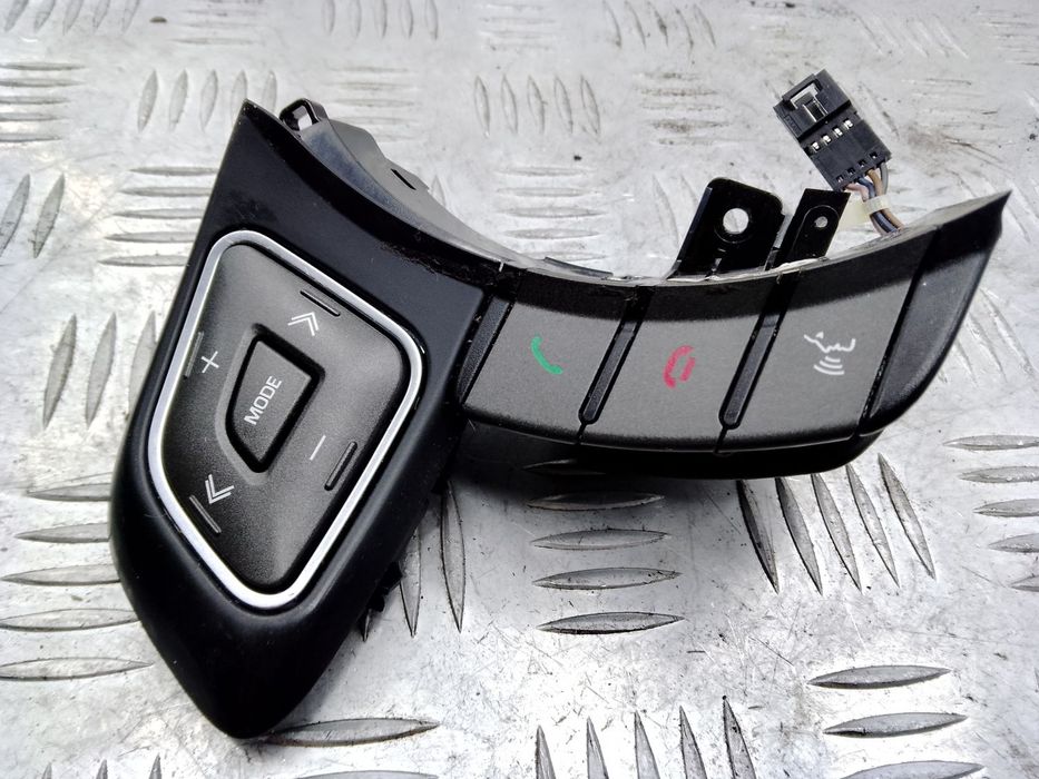 Кнопки руля левая сторона LR048348 для Land Rover Range Rover Evoque 2
