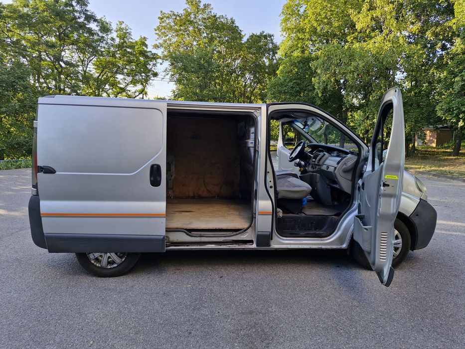 Продам опель виваро 1.9