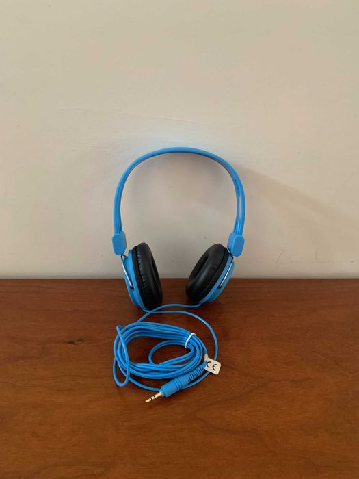 Auscultadores Benetton