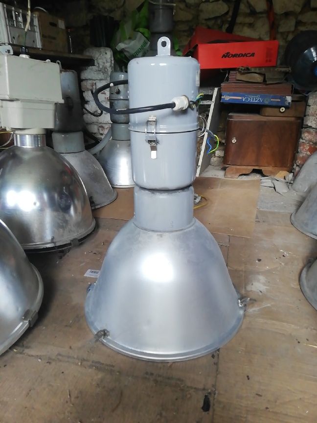 Stara lampa przemyslowa stare lampy przemyslowe loft industrial