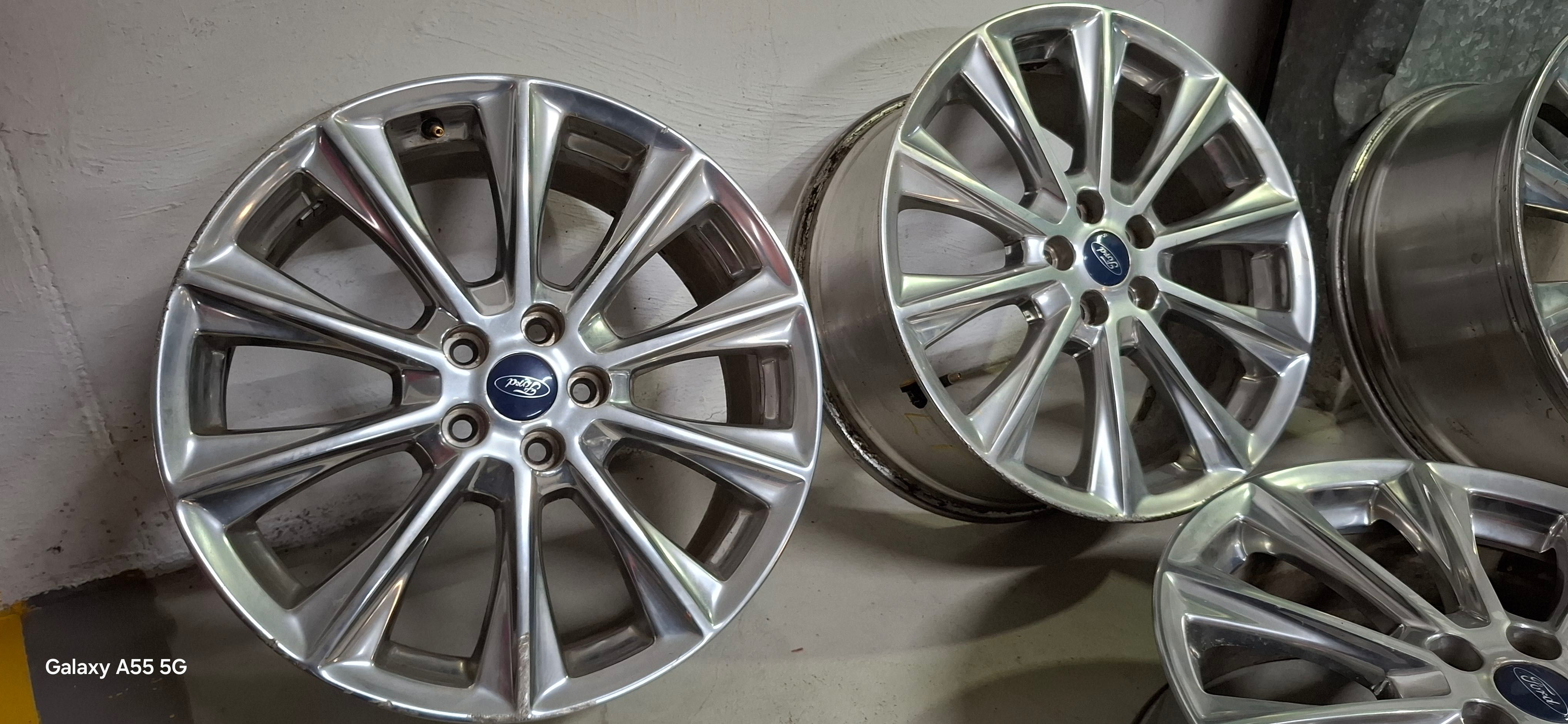Felgi Ford fusion/Mondeo 5x108 235x40x19 8j ET55