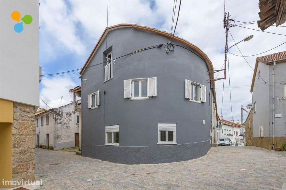 Moradia em banda T2 - Centro do Ferro