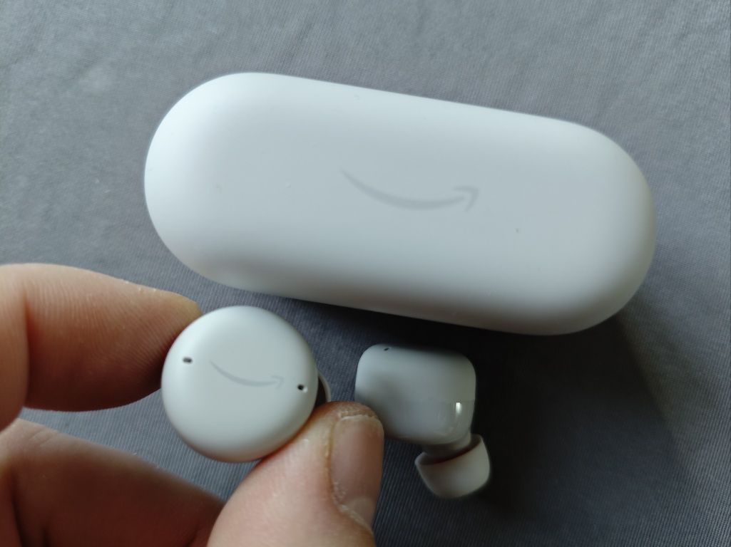 Amazon Echo Buds 2