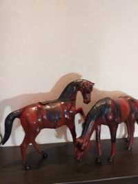Пара испанских лошадей