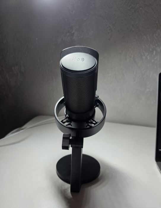 Ігровий мікрофон Fifine A8 з RGB підсвіткою конденсаторний