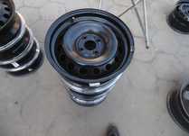 Felgi Renault OE 15" 4x100 ET50 6J Otwór centrujący 60,1mm - Ładne