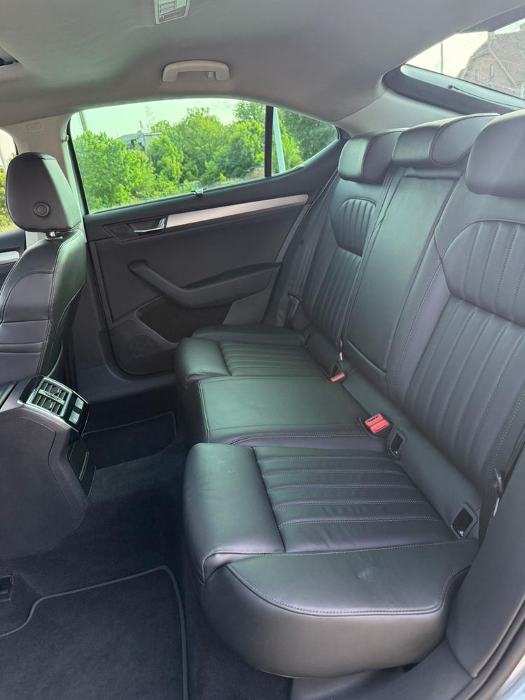 Skoda Superb 2.0 dsg idealny stan bogate wyposażenie