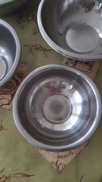 Железные кухонные миски в количестве 6 штук разного обьема