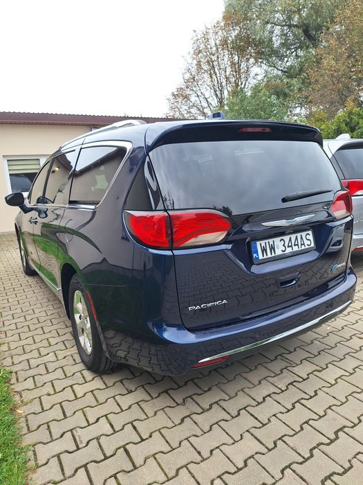 WYNAJEM długoterminowy 7 osobowy Chrysler Pacifica PREMIUM 3.6 V6