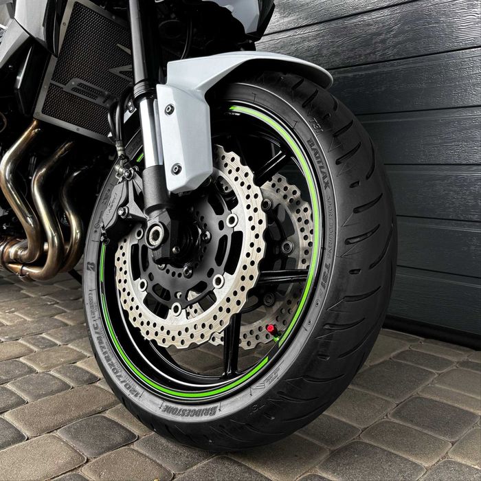 Продам мотоцикл Kawasaki Z800 (1433)