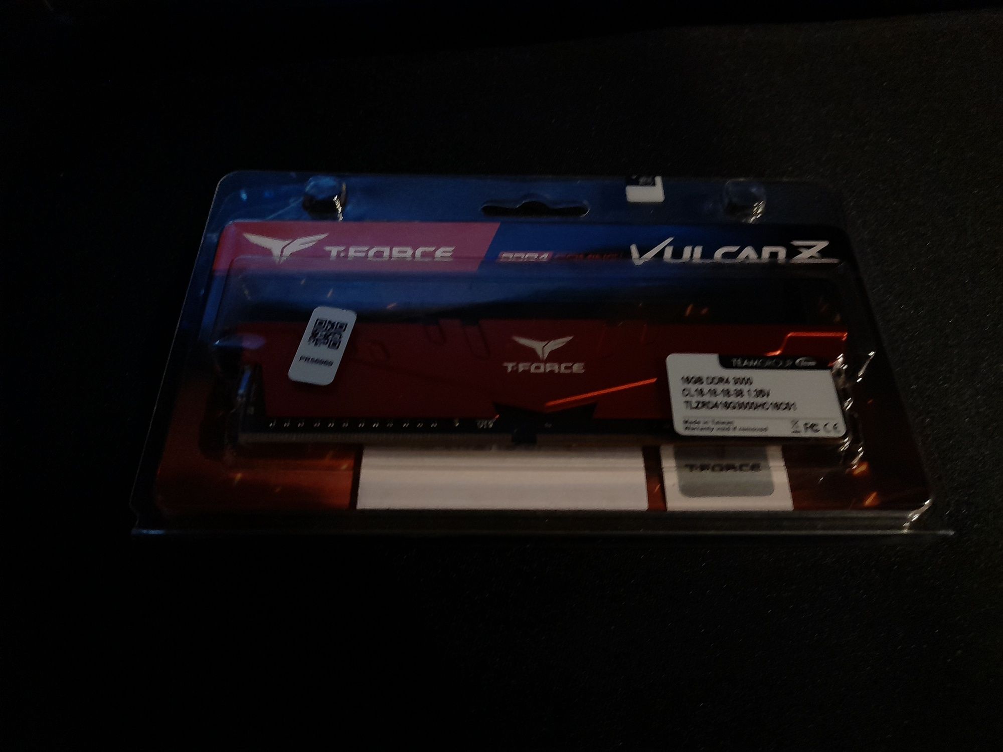 Kość ram TFORCE VulcanZ 16GB 3000Mhz DDR4