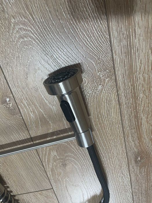 Bateria Kuchenna z 360° Obrotową Wylewką i Podwójnym Natryskiem