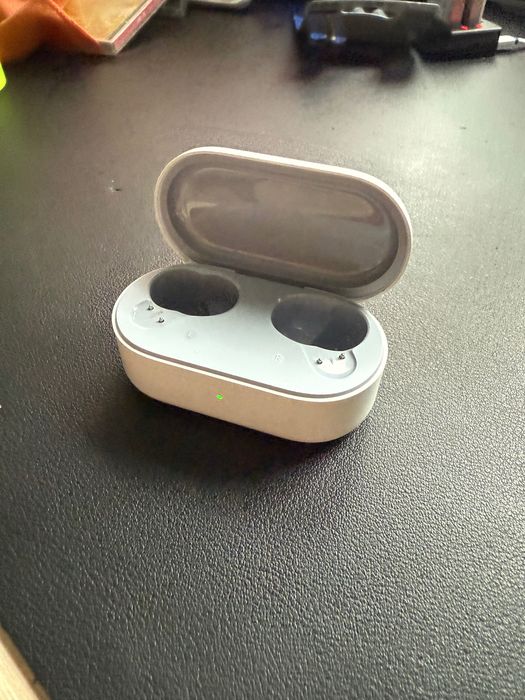 Case do słuchawek Oppo