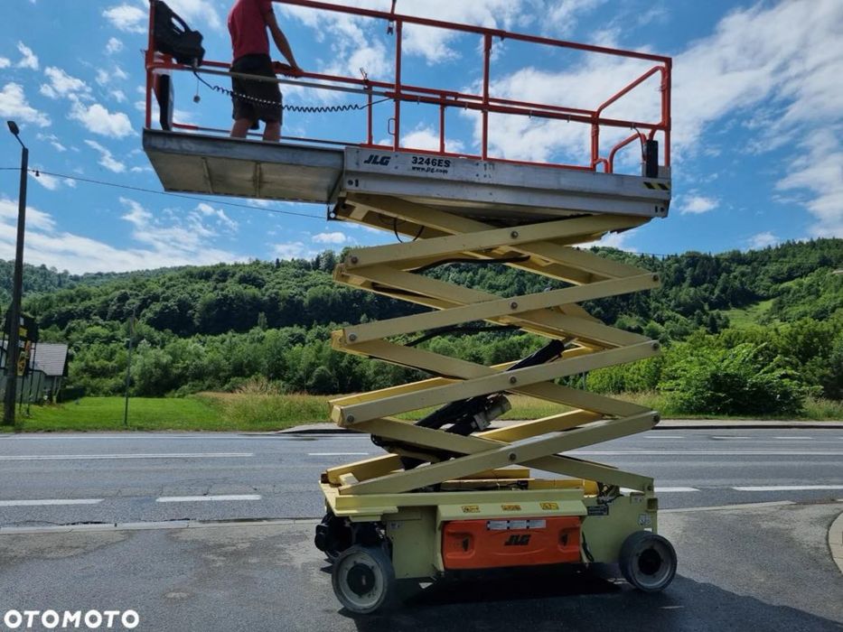 Wynajem zwyżki wysokosc podnoszenia 12m