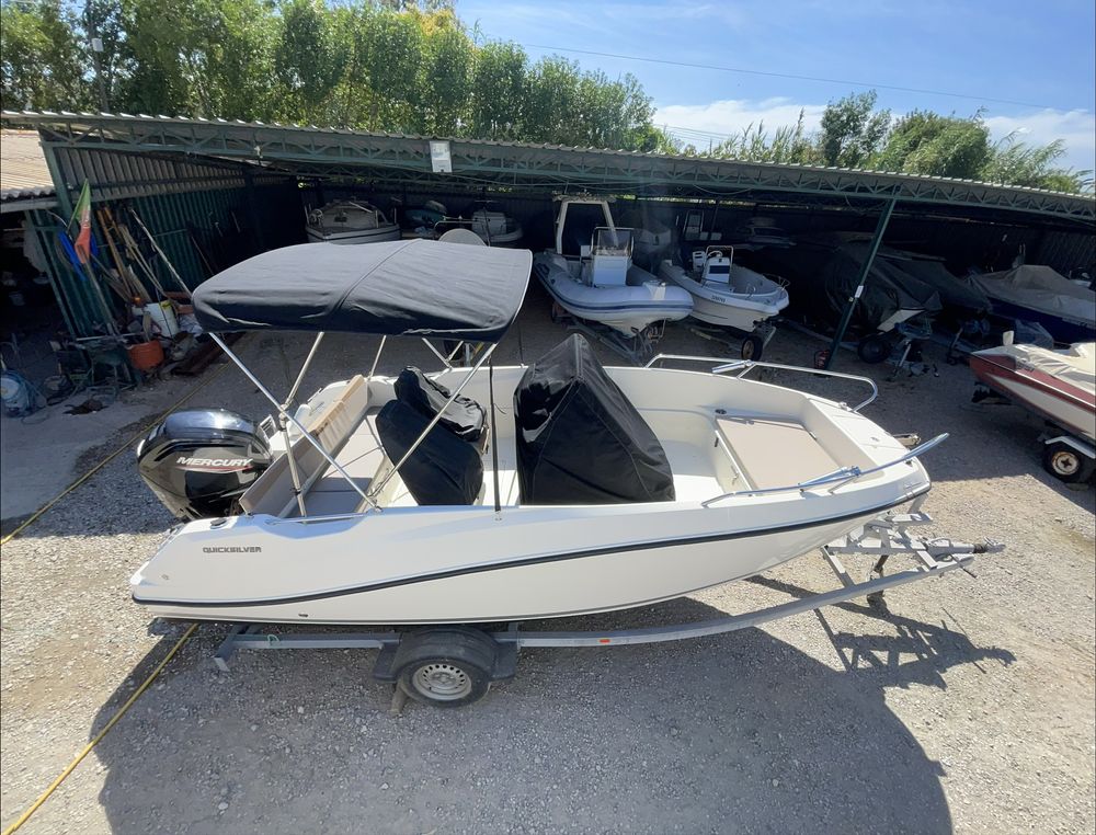Quicksilver active  555 walkaround