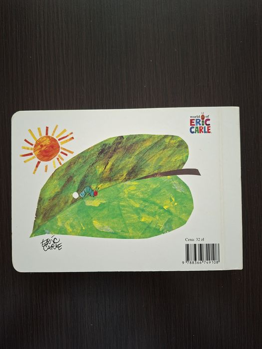 Książka E. Carle "Bardzo głodna gąsienica"