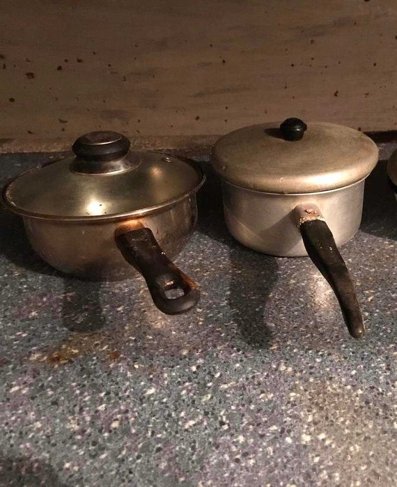 Кастрюли металлические б/у