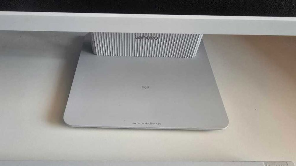 LENOVO IdeaCentre 3 27" IPS i7-13620H 32GB RAM 1TB SSD Windows 11 Home