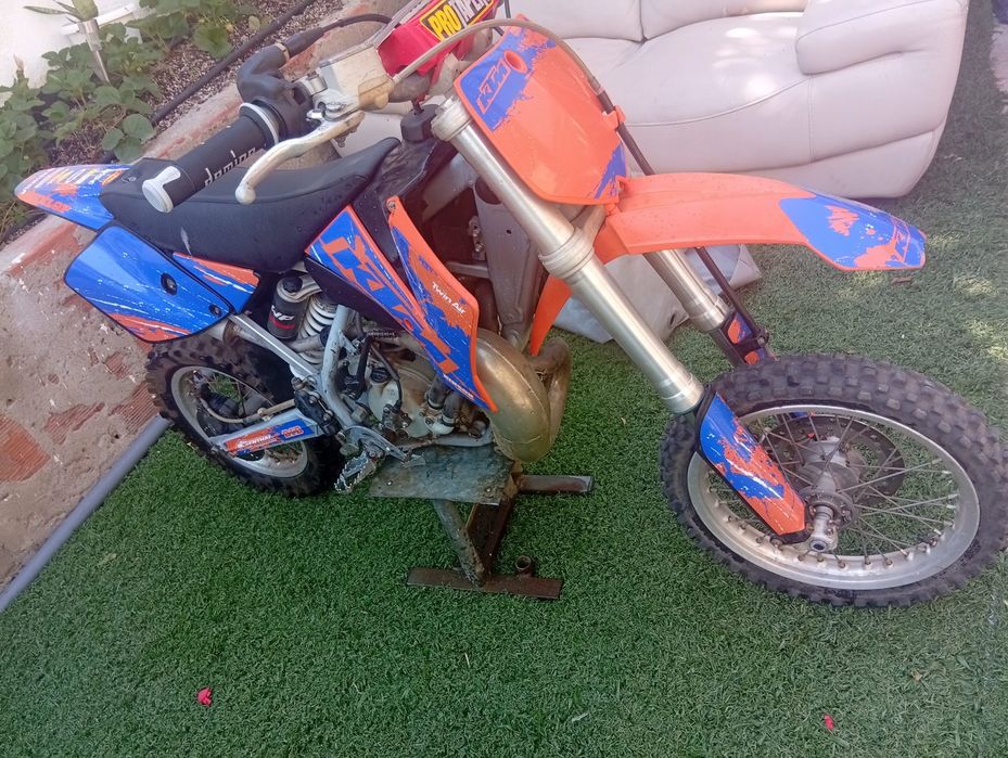 KTM SX 65 1600€  ..