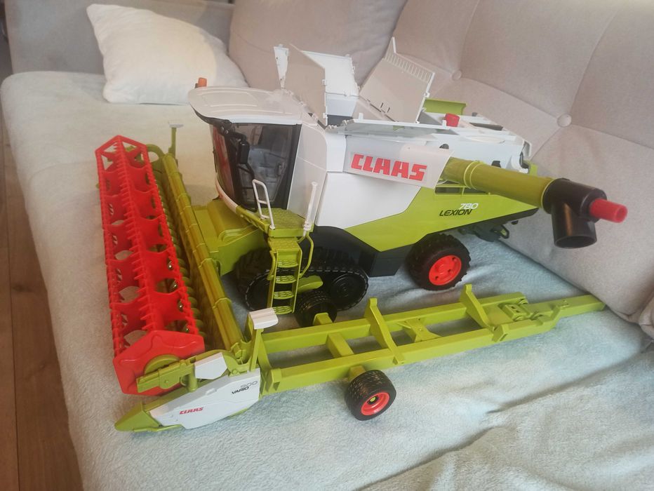 Kombajn Bruder Lexion 780 Claas