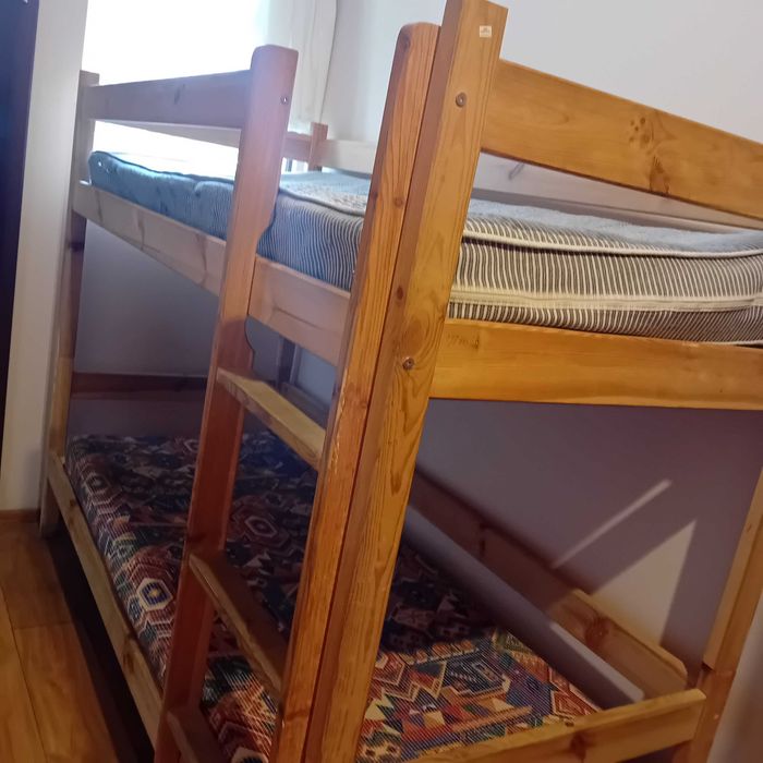 Łóżka piętrowe kilka sztuk