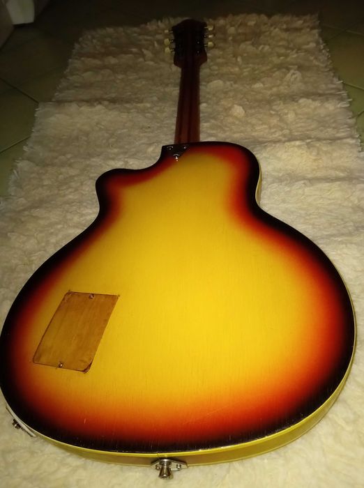 Wiekowa gitara akustyczno-elektryczna DEFIL MALWA lata 80