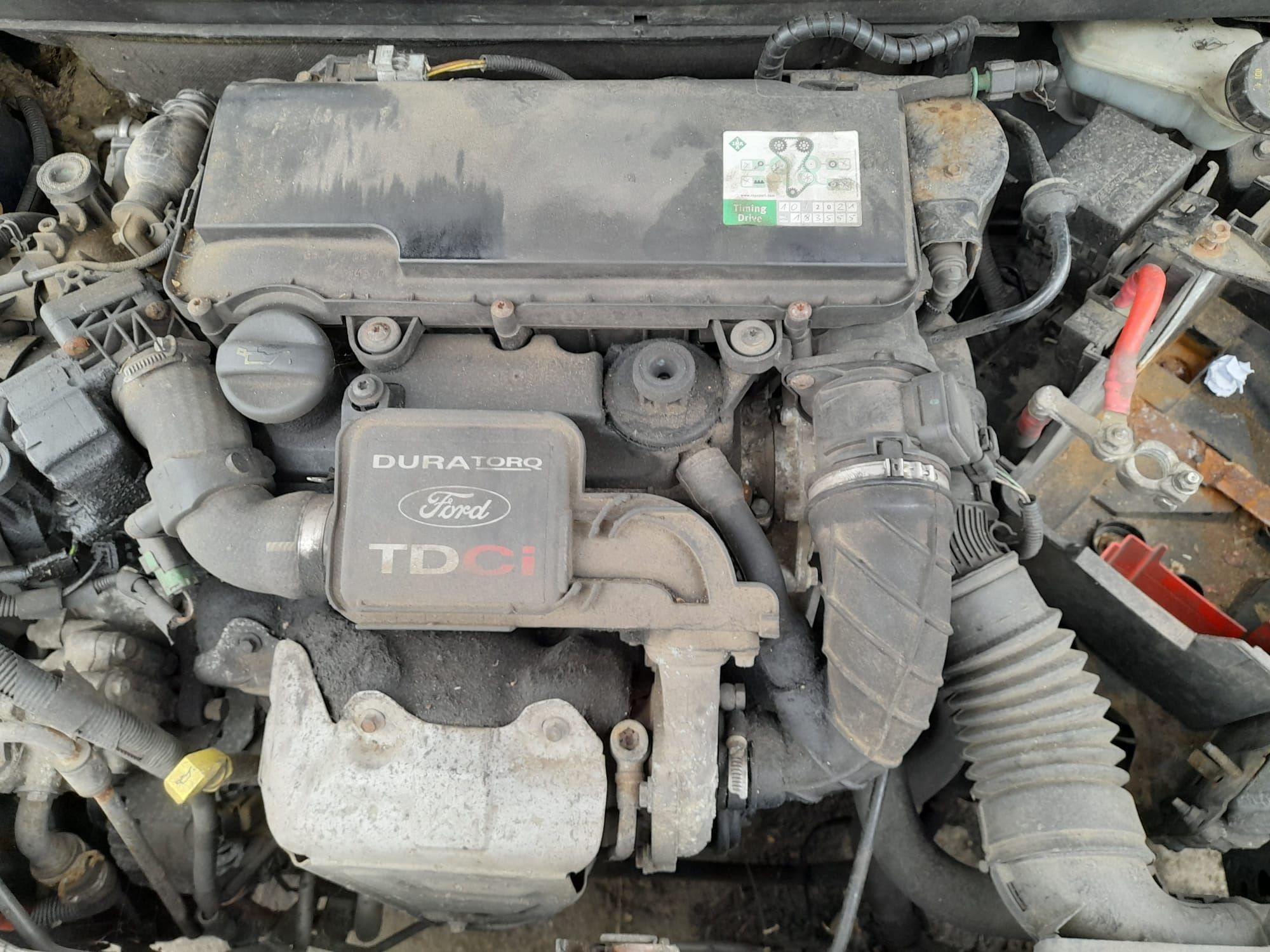 Ford Fiesta 2001r. 1.4 benzyna 44kw/60KM maska przòd 52