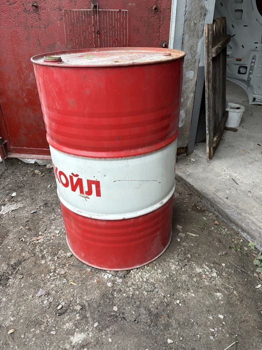 Продам бочку стальную 200 л из под масла