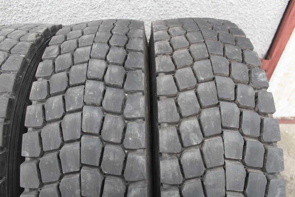 4x Michelin X Multi 275/80R22,5 - 275 80 R22,5 15 mm 2019 r.