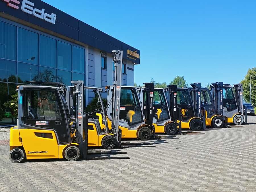 Wózek widłowy elektryczny Jungheinrich EFG216K 3,3m duplex wolny skok