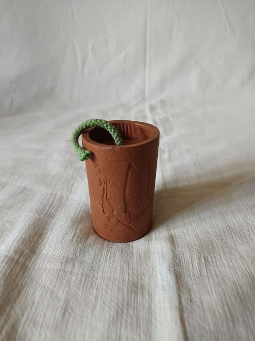 Gliniany kaganek, świeczka, lampka oliwna z Janem Pawłem II