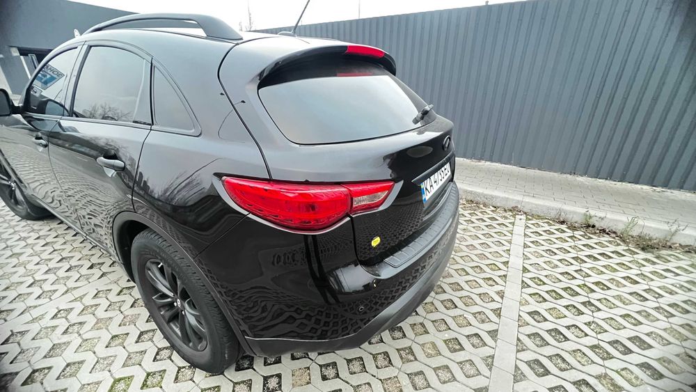 Infiniti QX70  3,7 2016 р