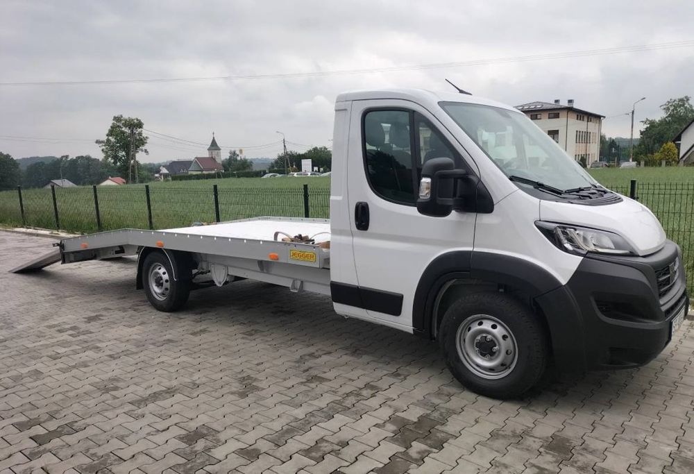 Евакуатор, автовоз • перевезення авто недорого • эвакуатор