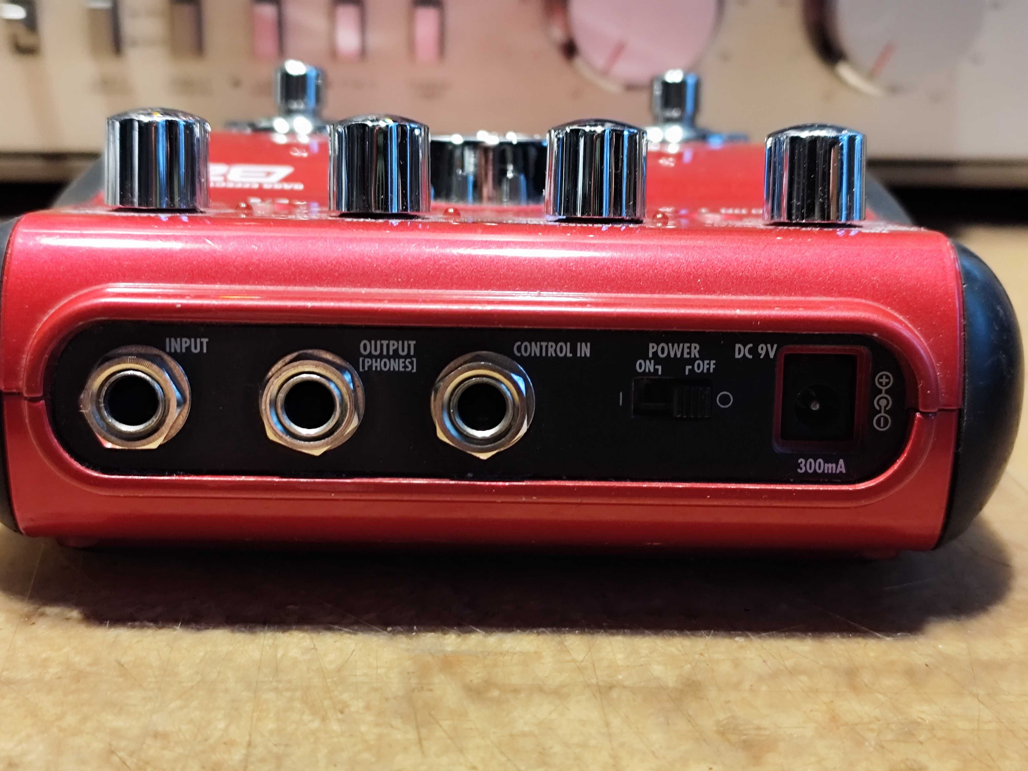 efekt gitarowy Zoom B2 Bass